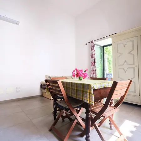 Apartment Bougainville